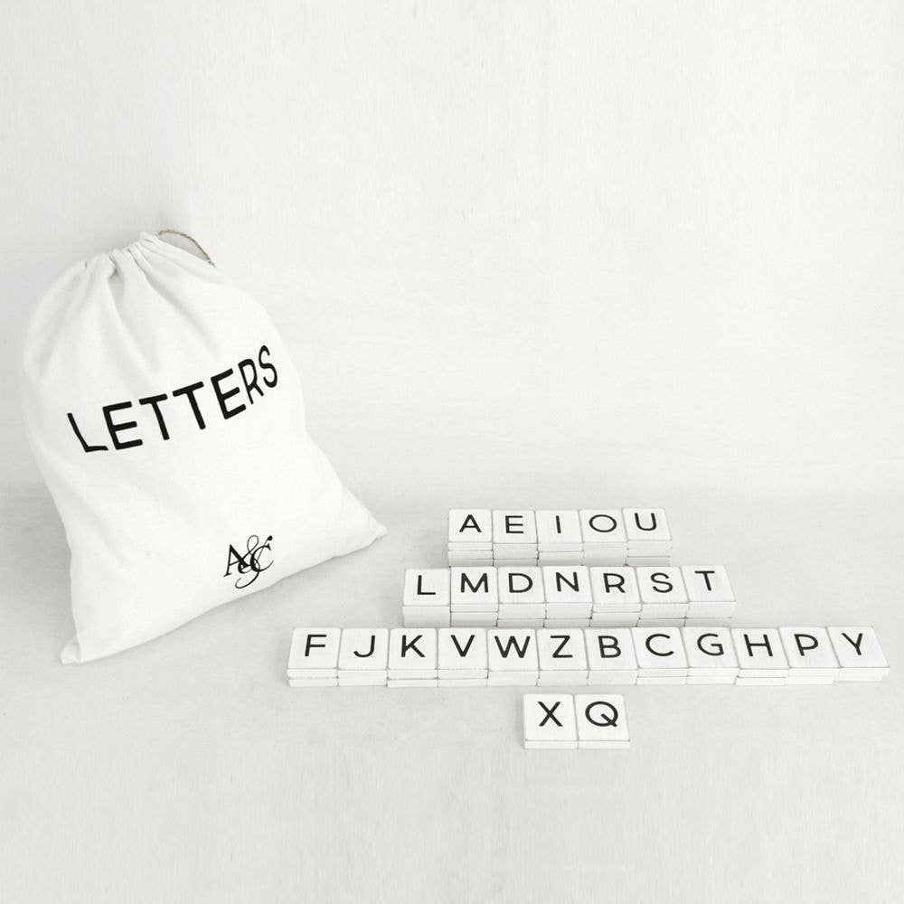 15118 - 11x19 bag 70 pcs 1.5x1.75 (LTRS) wh/bk LETTERBOARD