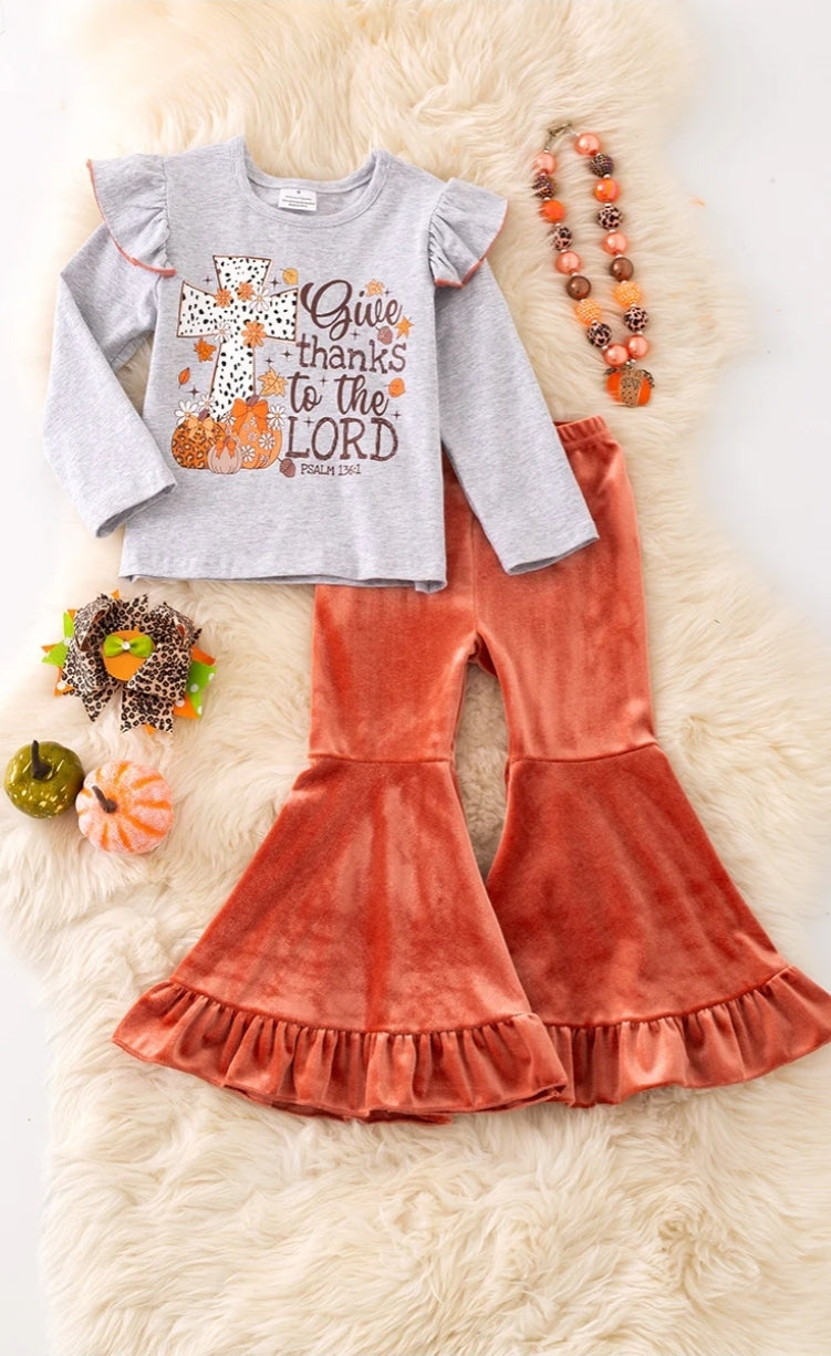 Give Thanks Flare Set