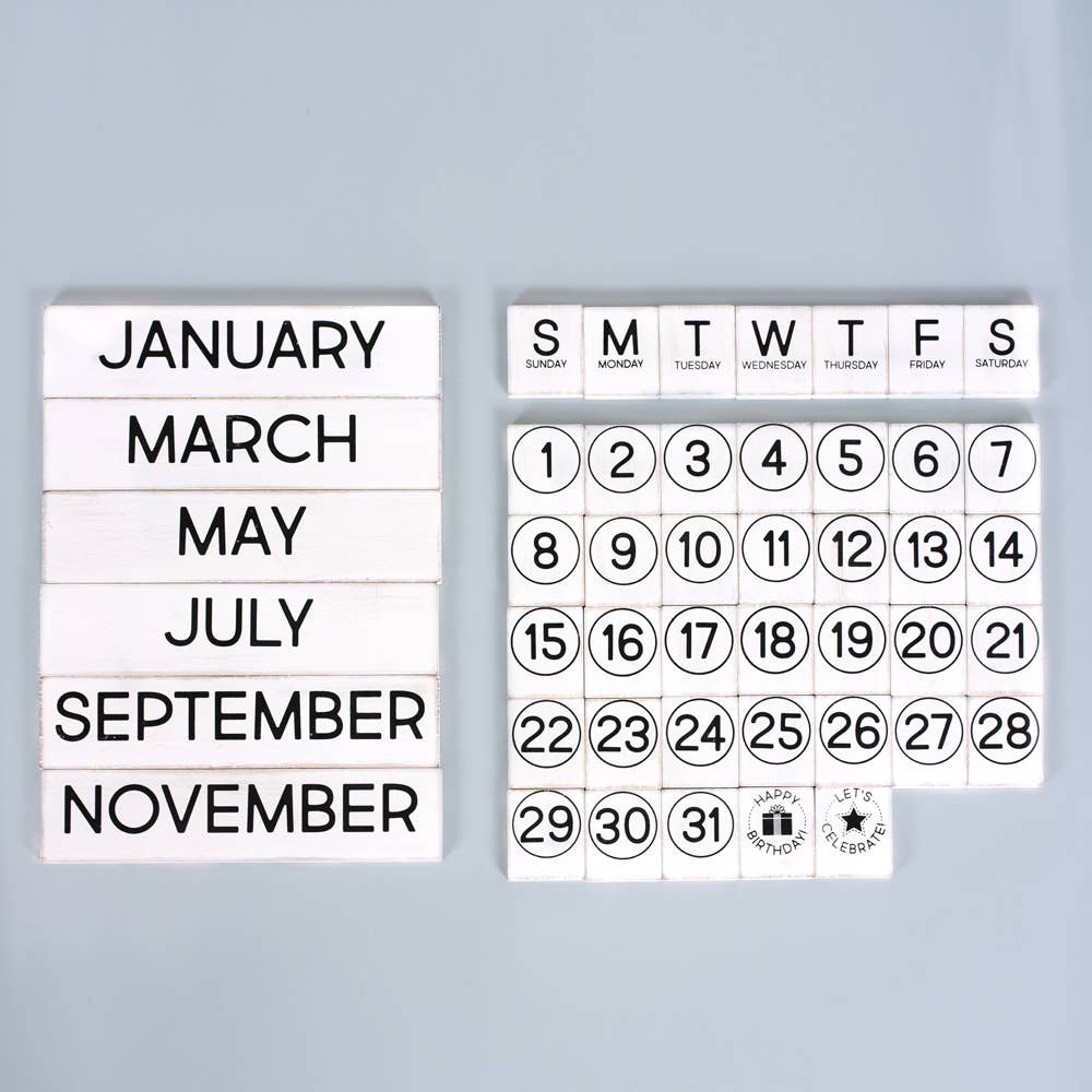 15823 - 46 pcs 2x2 (CALENDAR) w/storage bag Letterboard