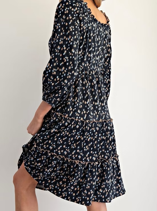 CRINKLED VELVET TIERED DRESS