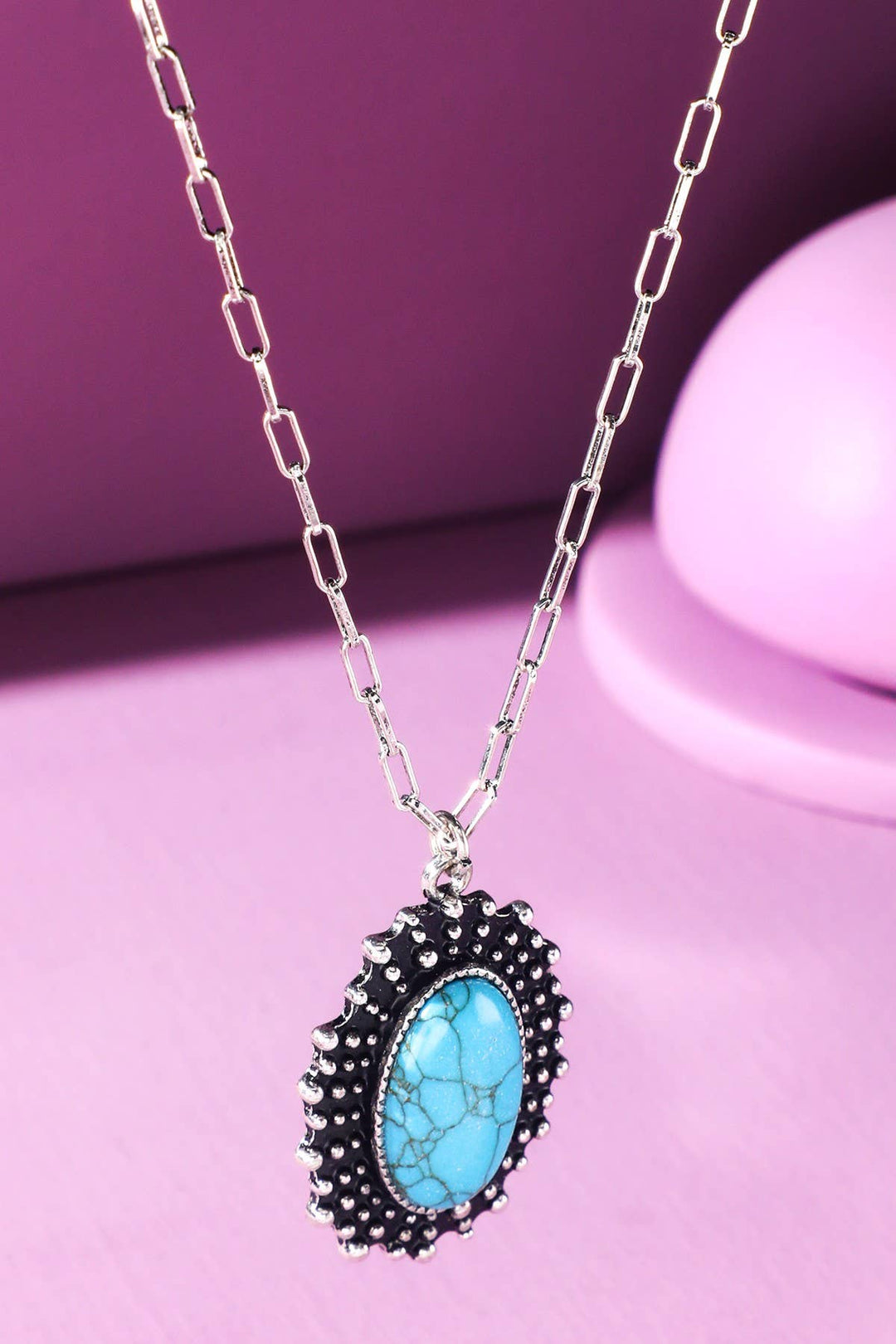 Western Oval Turquoise Necklace