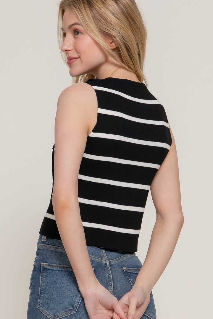Sleeveless Diagonal Shape Placket Stripe Spring Sweater