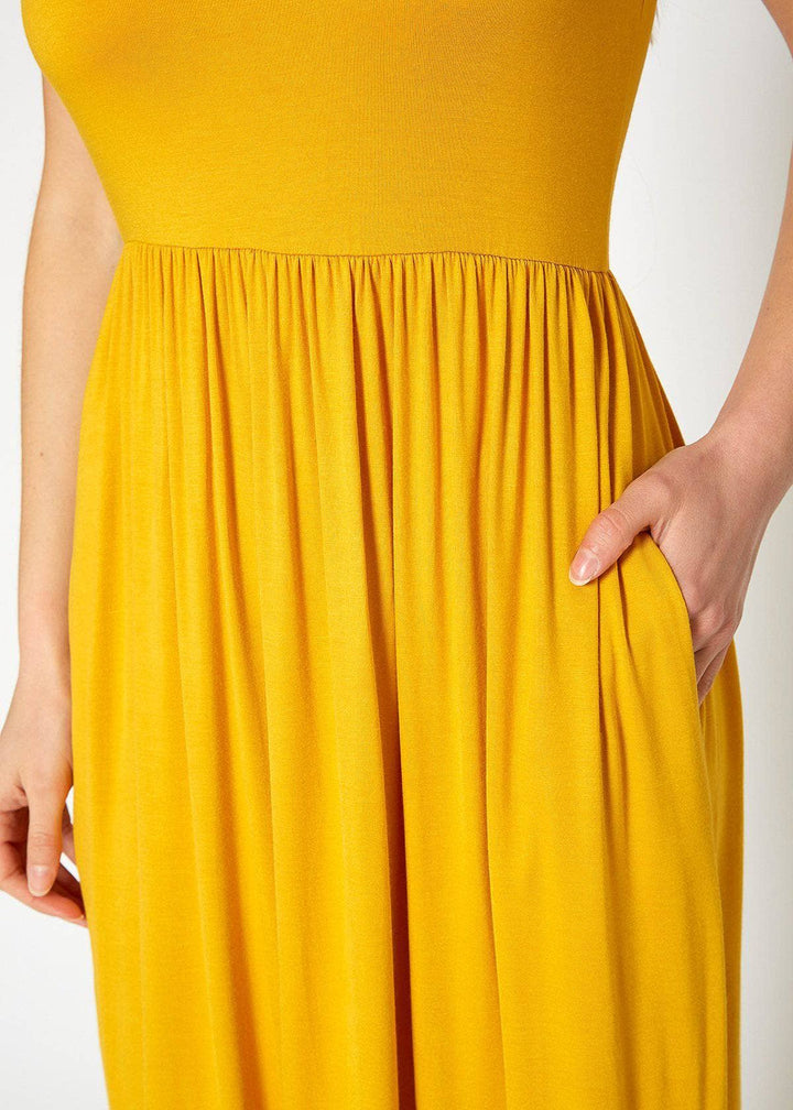 Bellatrix Women's Sleeveless Pleated Maxi Dress
