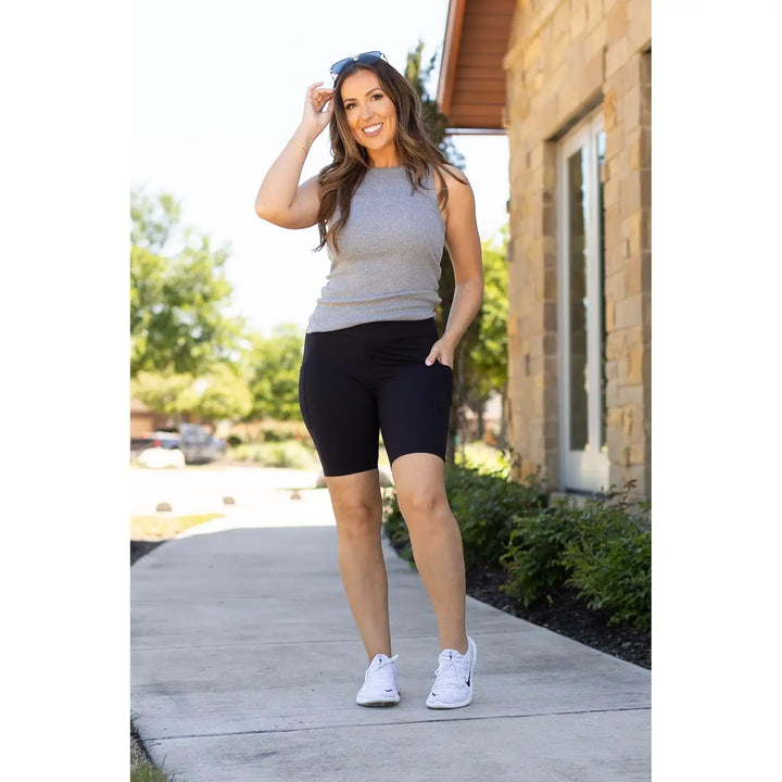 The Bree - Black Biker 7" Shorts