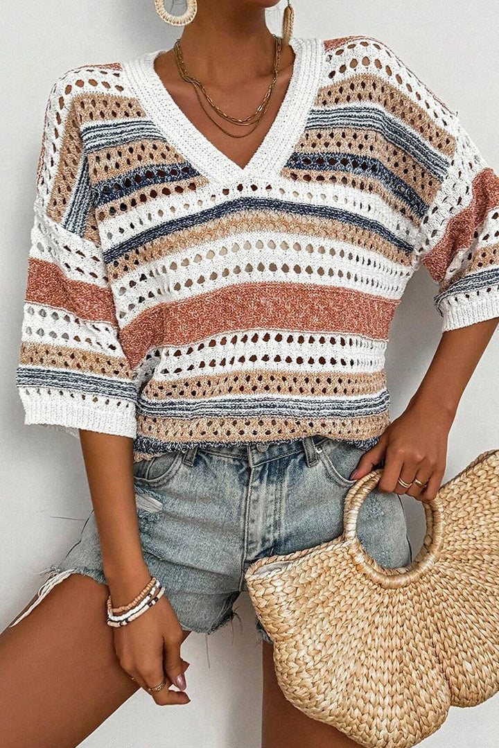 CUT-OUT V-NECK SWEATER