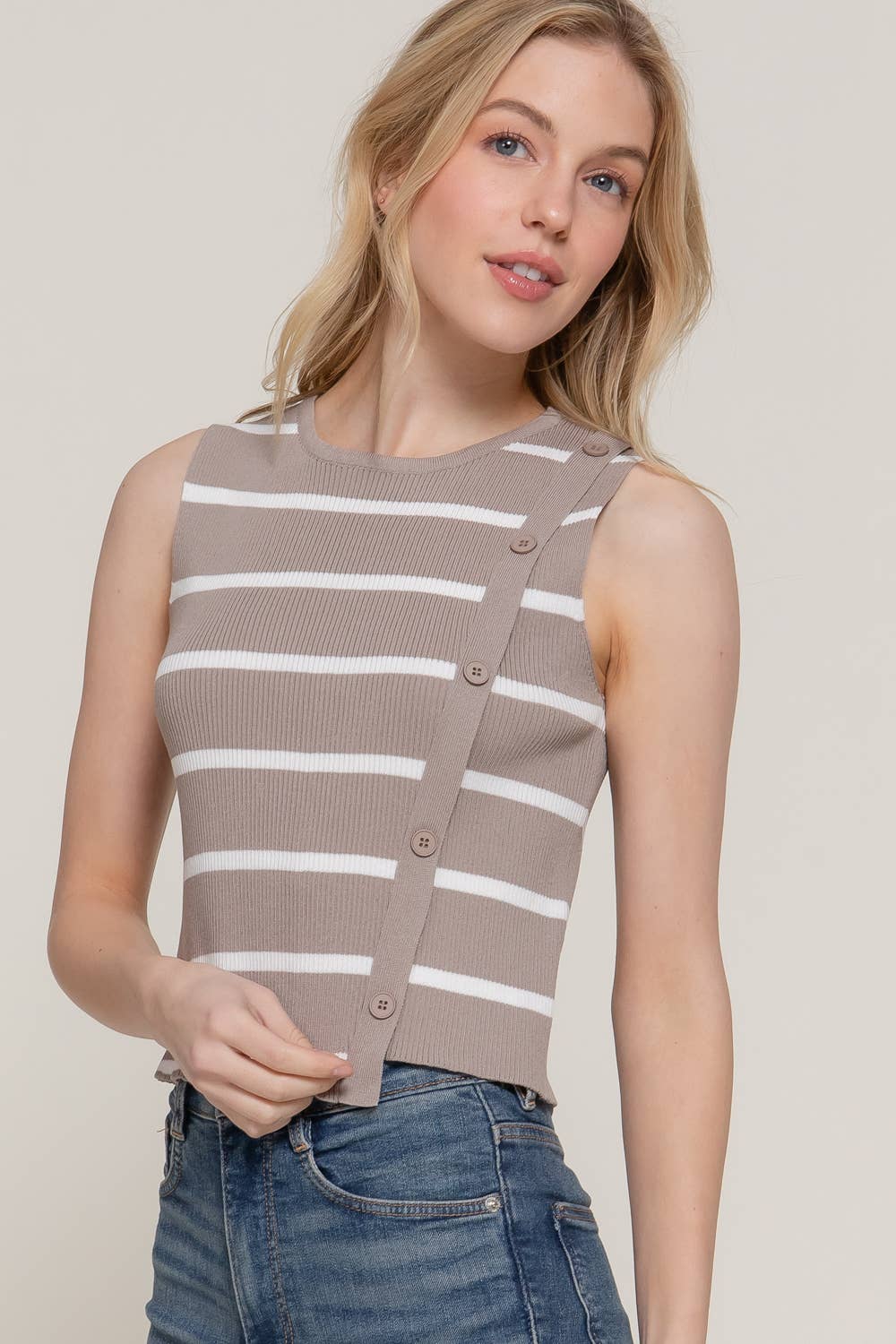 Sleeveless Diagonal Shape Placket Stripe Spring Sweater