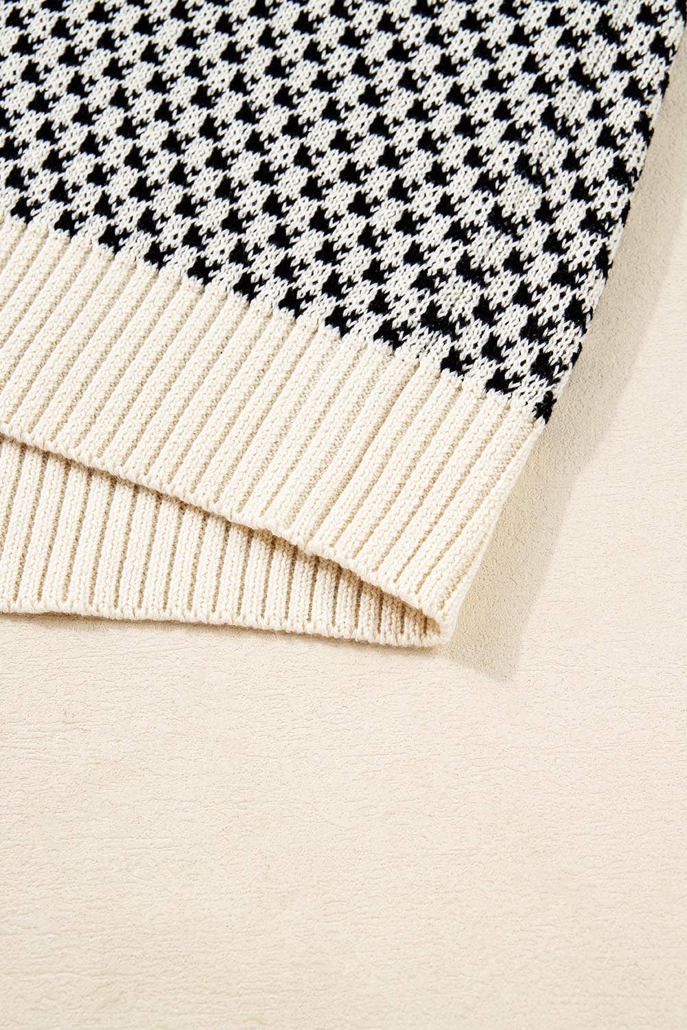 Black/White Lantern Sleeve Sweater