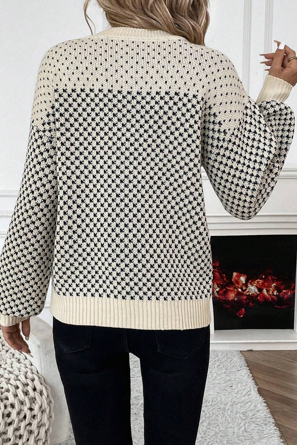 Black/White Lantern Sleeve Sweater