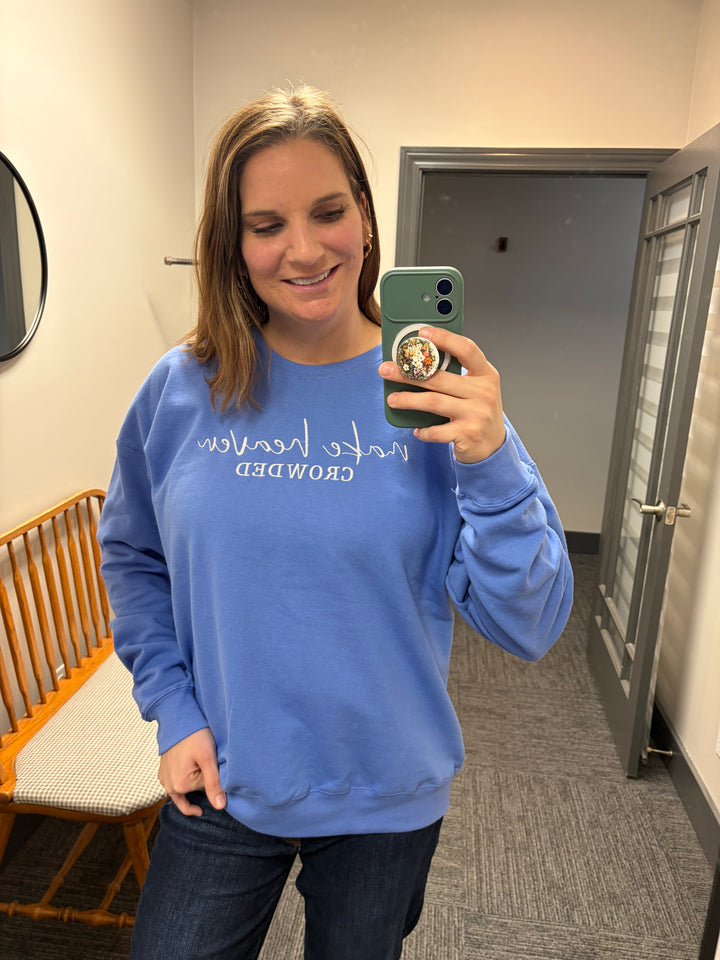 Make heaven crowded embroidered crewneck