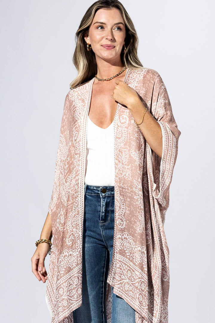 Blush Paisley Border Kimono