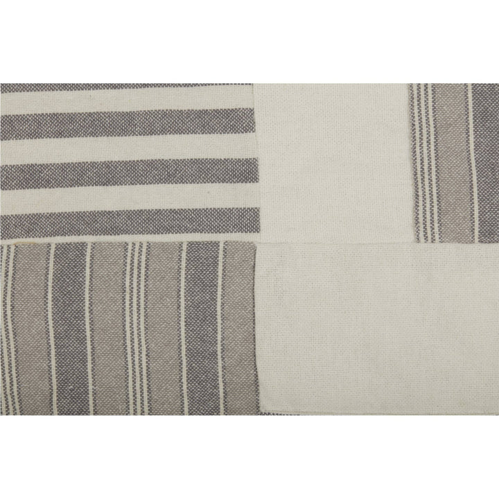 Gray Gables Queen Quilt 90Lx90W