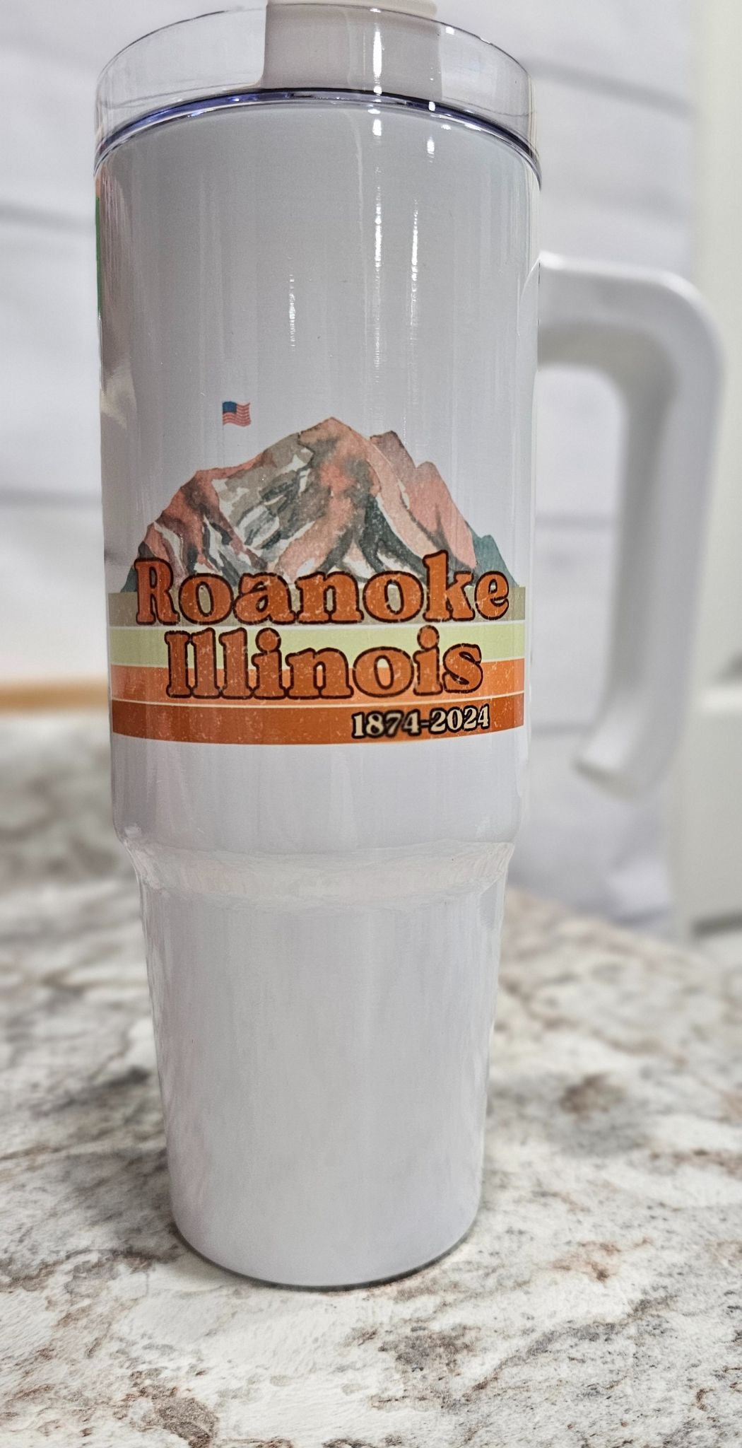 30oz w/ handle Roanoke Tumbler