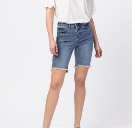 Judy Blue (150030) Hi-Rise Raw Hem Bermuda Shorts