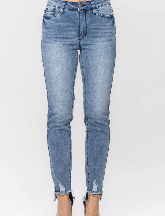 NEW * Judy Blue Mid Rise Cooling Relaxed Denim Hi/Low Inseam