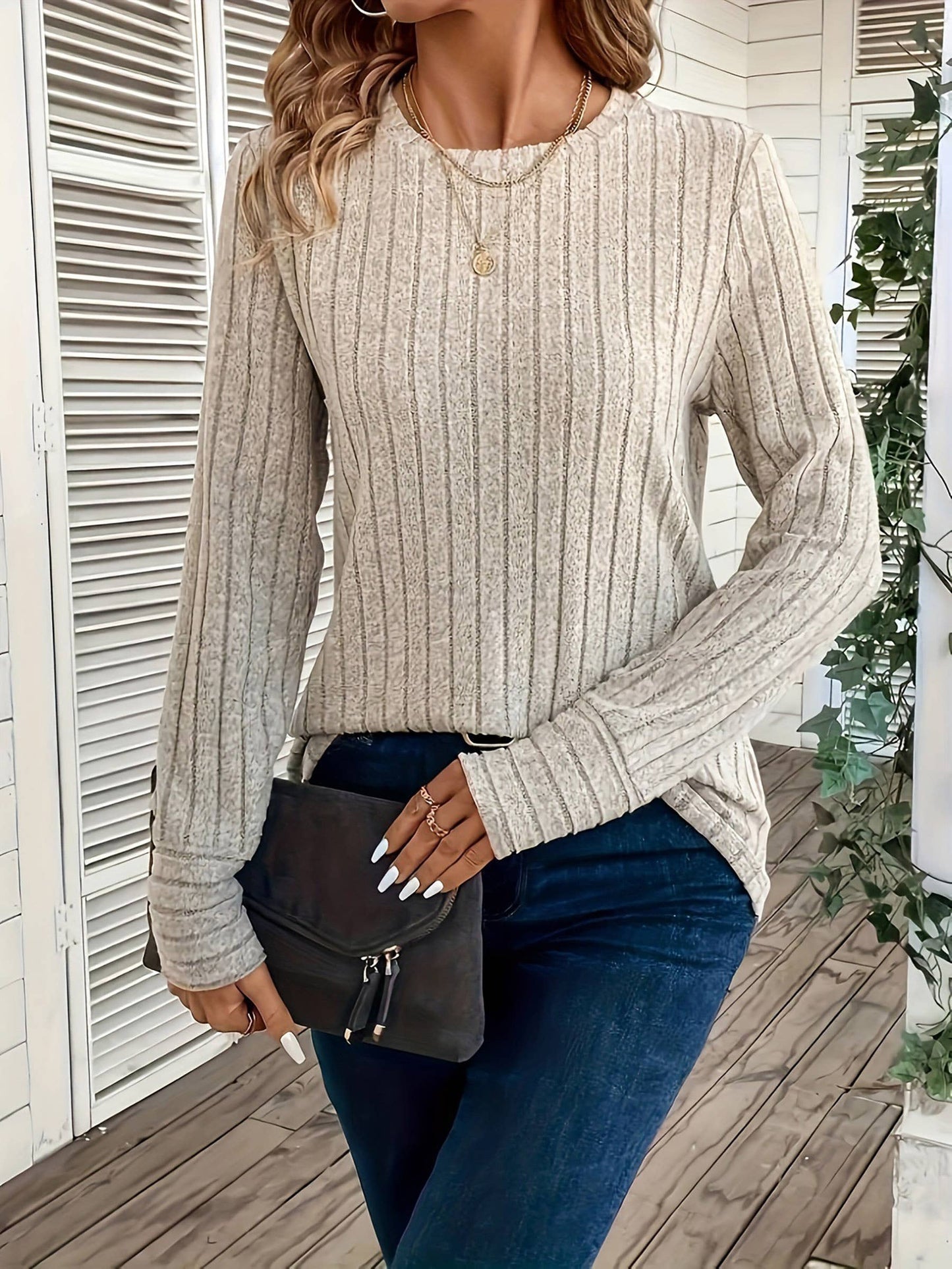 Round Neck Elastic Ribbed Long Sleeved Top