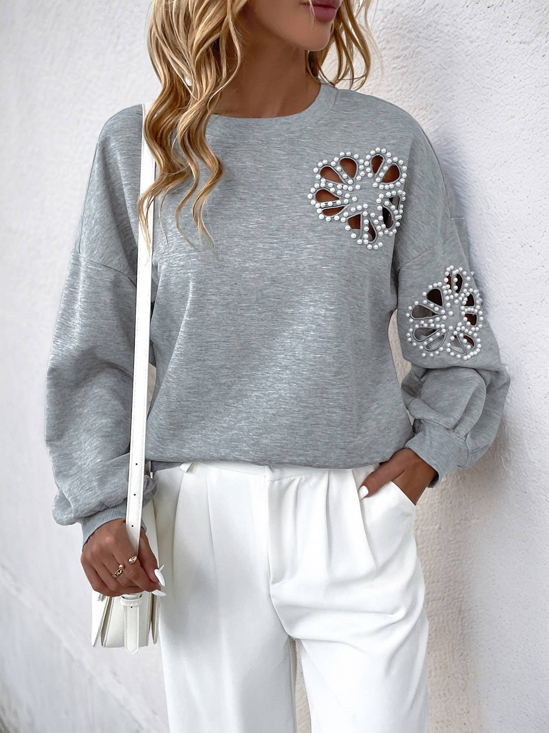 Cut-Out Floral Crewneck Loose Sweatshirt