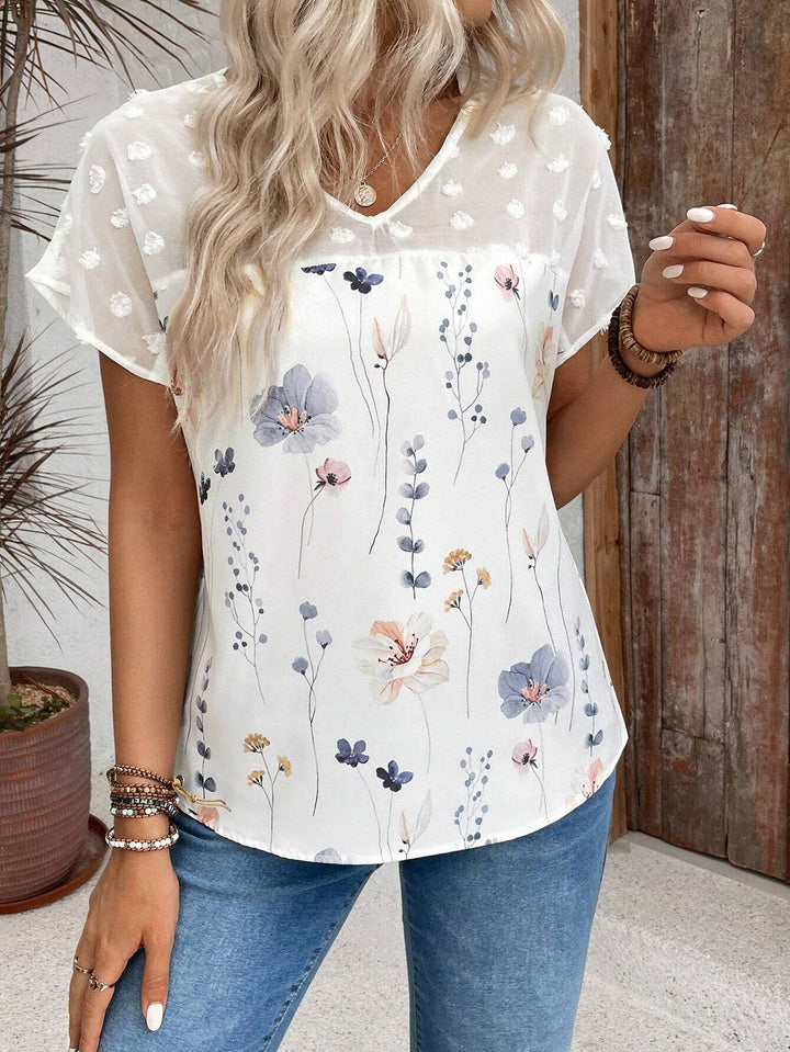 V-NECK PRINTED LACE PATCHWORK TOP