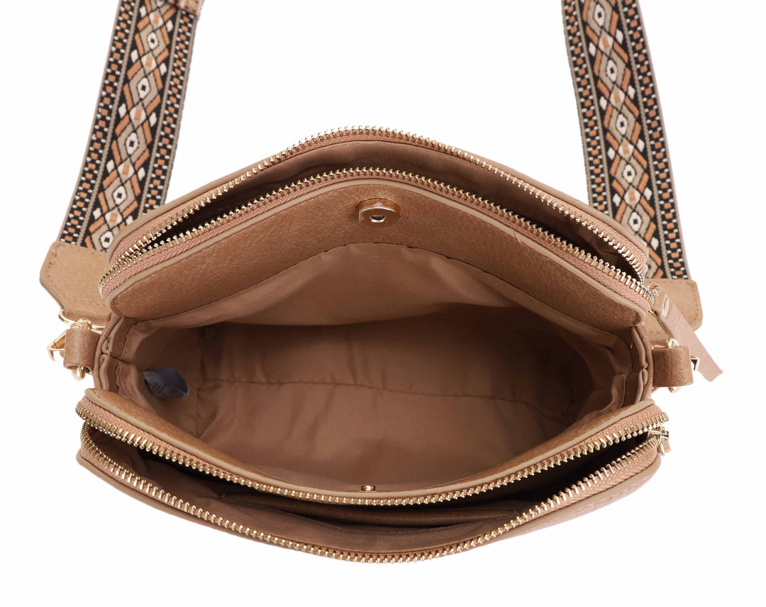 Mila Crossbody Bagw/Guitar Strap