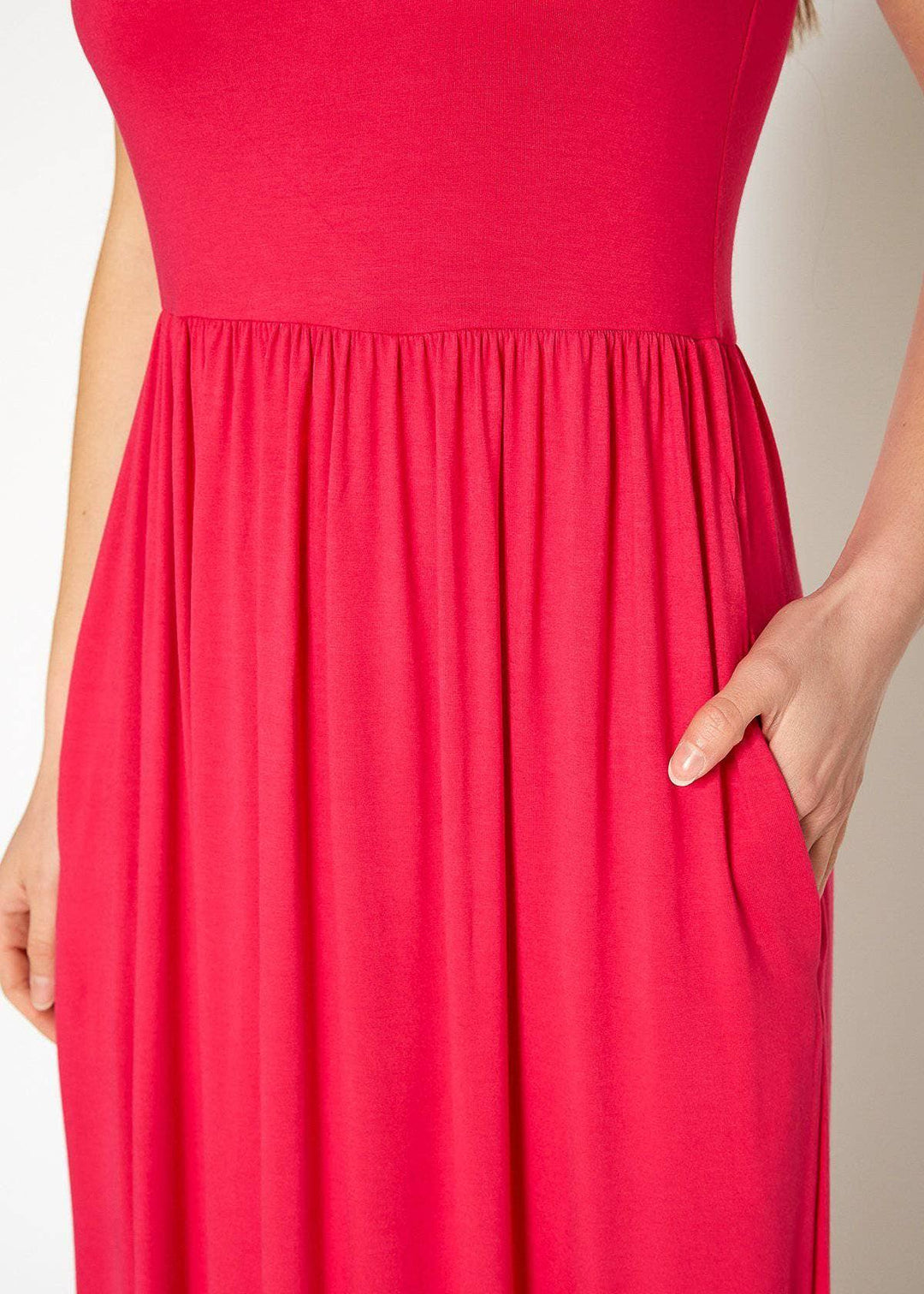 Bellatrix Women's Sleeveless Pleated Maxi Dress