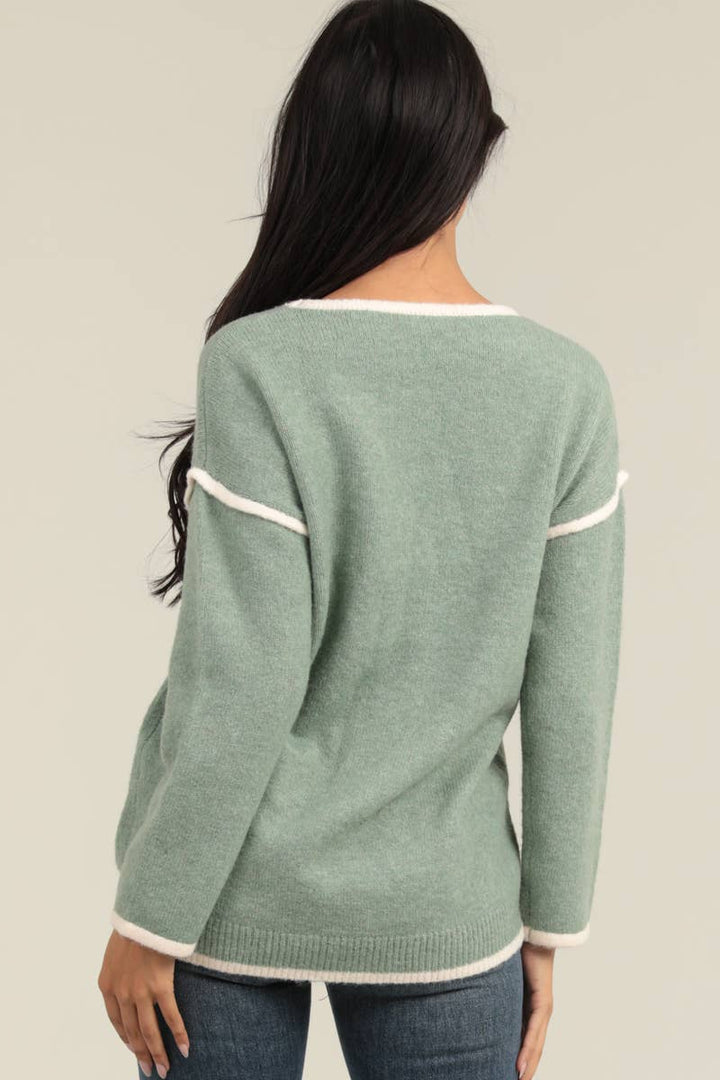 CONTRAST SEAMS HI LO PULLOVER SWEATER