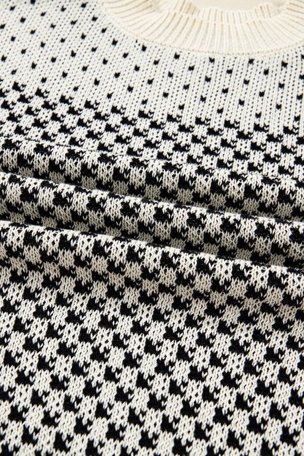 Black/White Lantern Sleeve Sweater