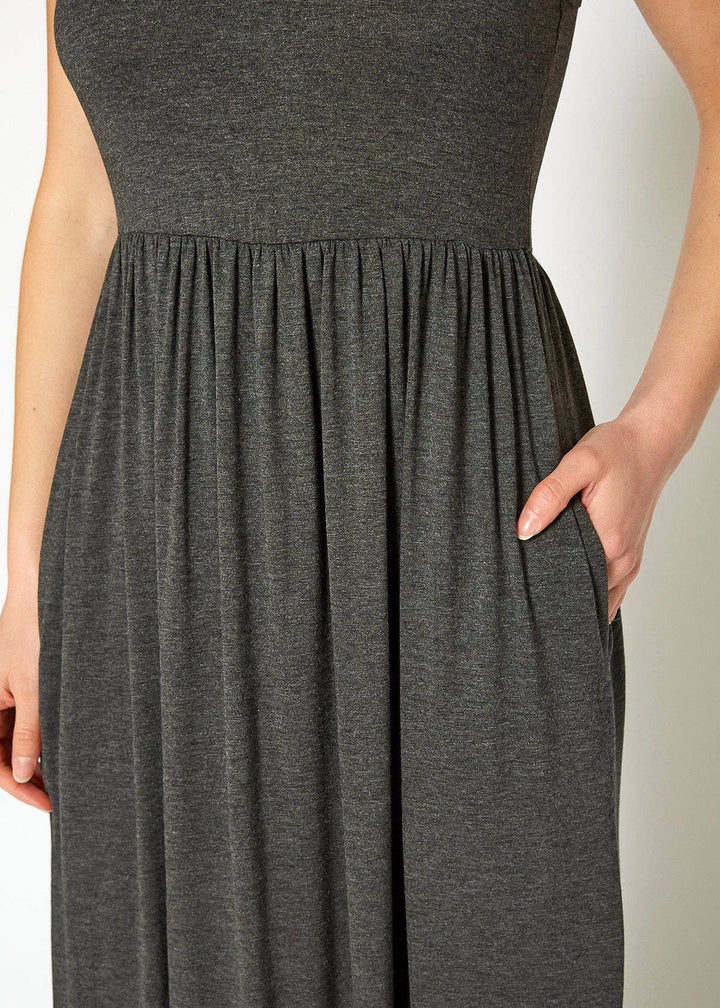 Bellatrix Women's Sleeveless Pleated Maxi Dress
