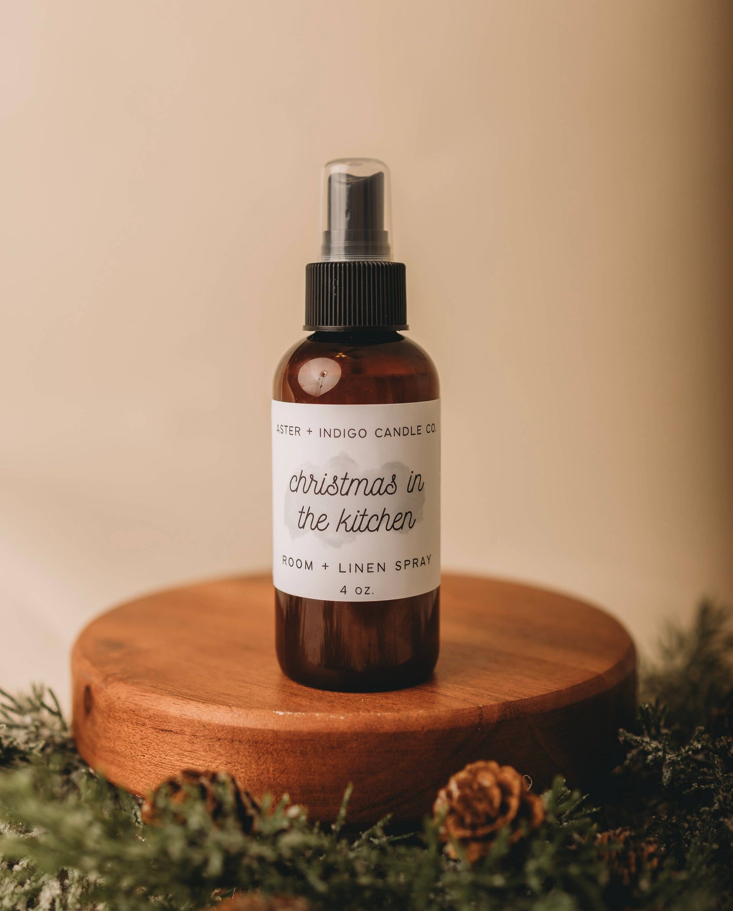 Christmas in the Kitchen | Winter Room + Linen Spray | 4oz